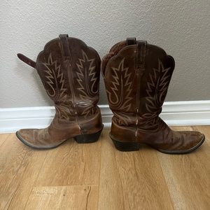 Arita Cowboy boots size 7